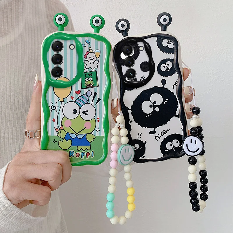 

Cute Ears Creamy Cartoon Animal Wavy Edge With Bracelet Phone Case For Samsung Galaxy S21 FE 21 Case Cover