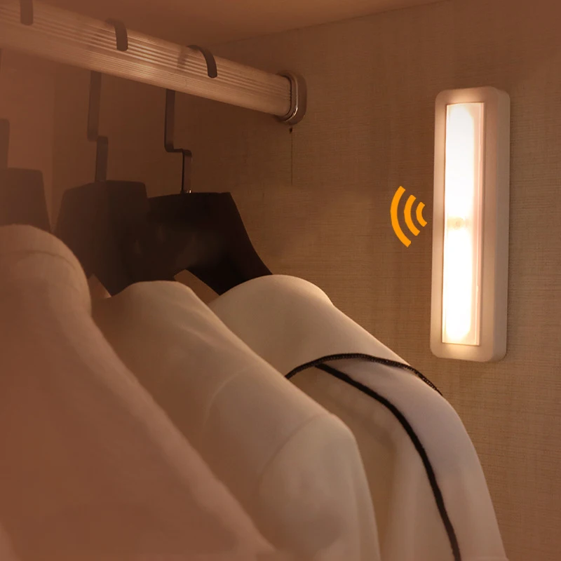 

Motion Sensor LED Night Light 120 Degree Rotatable Wireless Sensor Light Under Cabinet Closet Light Night Lamp Battery Powered