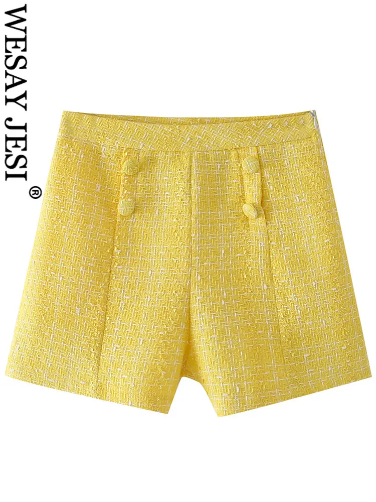 

WESAY JESI Summer New Popular Four Buttons Decorative Elements Women's Shorts Fashion Bright Yellow Straight Woven Ladies Shorts