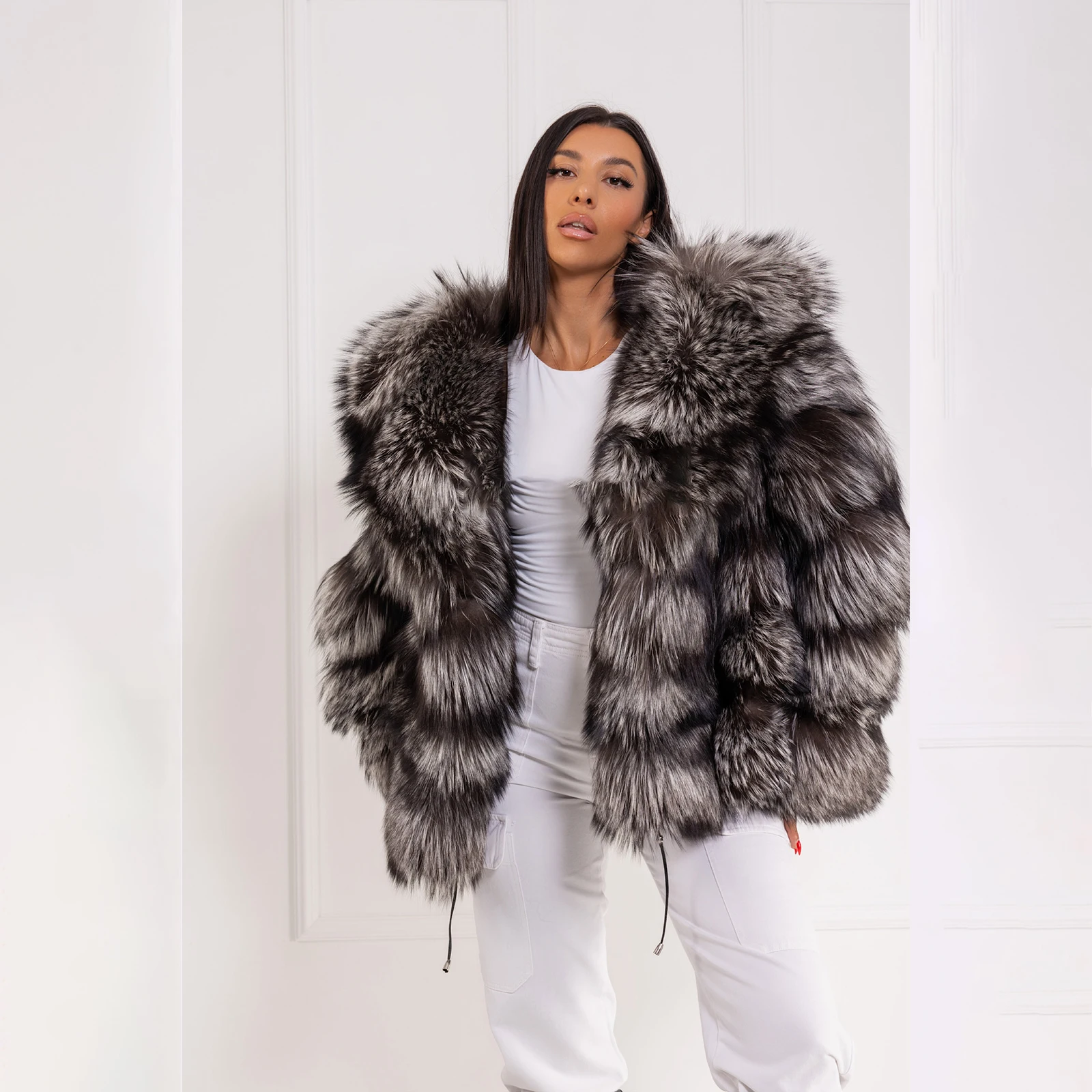 Женское зимнее пальто из натурального Меха чернобурки с большим капюшоном