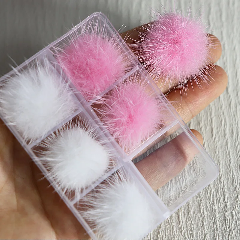

6pcs Cute White Pink Nail Art Pompoms Plush Pom pom Mail Decorations Kawaii Detachable Magnetic Accessories Press ON Nails DIY