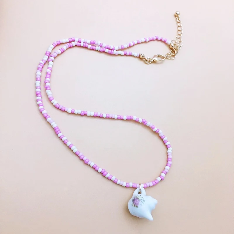 Женское винтажное ожерелье ручной работы из рисовых бусин с синей и белой эмалью