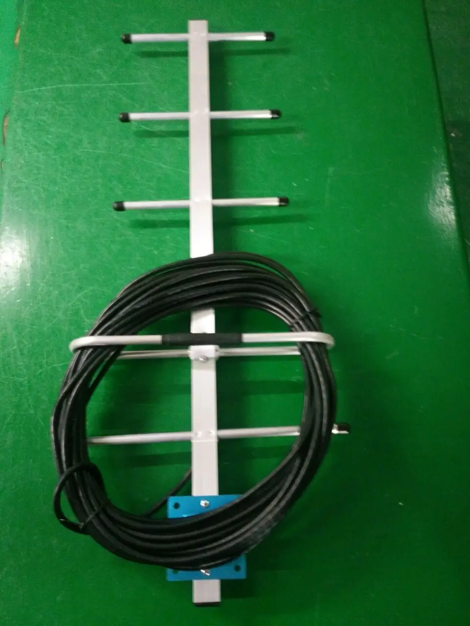 

Мобильный телефон усилитель сигнала 450mhz. Антенна Yagi 12 Unit