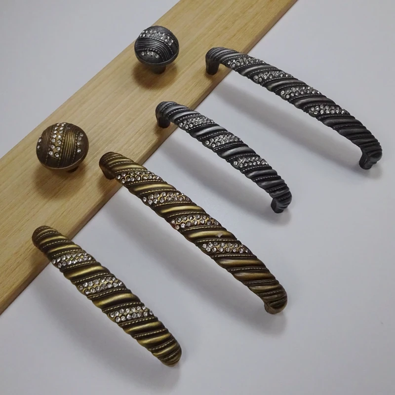 

Classical Simple Zinc Alloy Cabinet Handles Kitchen Cupboard Wardrobe Door Pulls Drawer Knobs Furniture Hardware Home Products