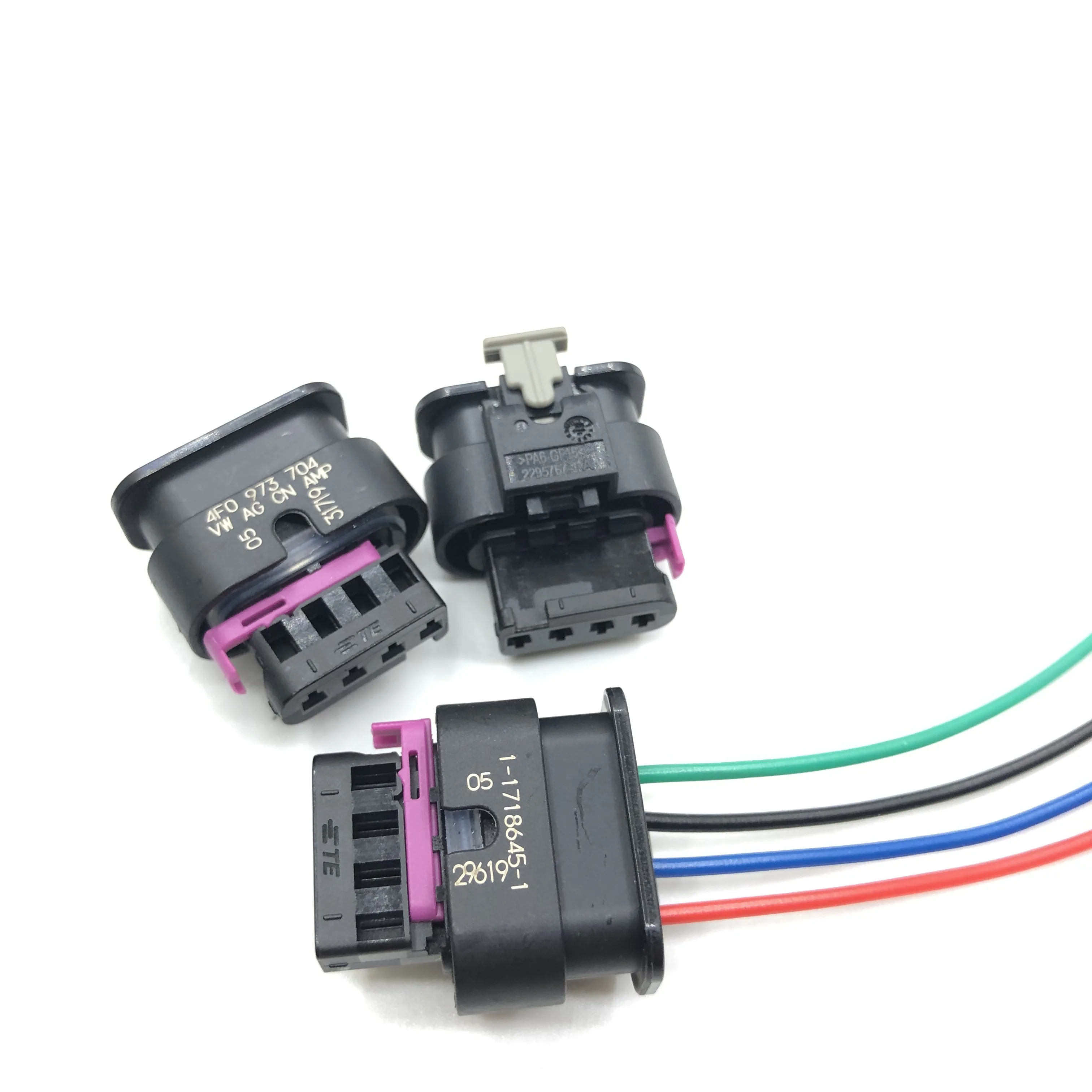 

Разъем с 4 отверстиями, датчик 4p с проводом 4F0973704 4F0973704 для входного датчика давления 3,0 T, разъем 4F0973704, оригинальный завод