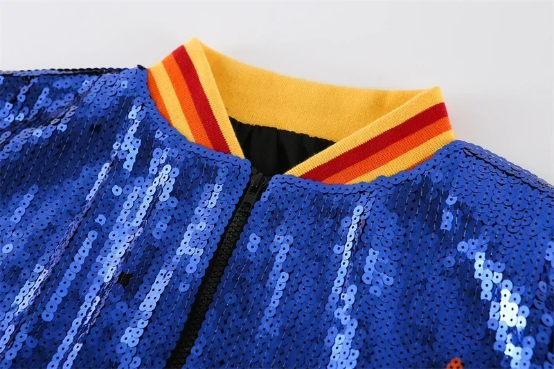 Женская куртка с длинным рукавом и круглым вырезом