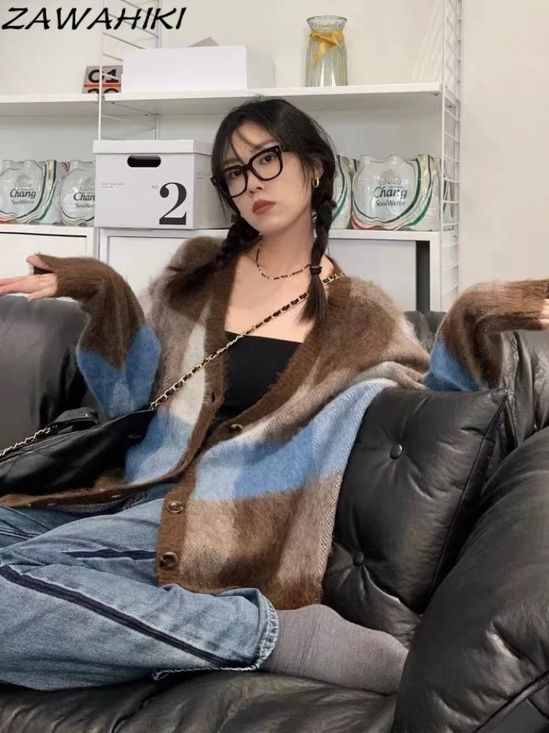 

Женское винтажное мохеровое пальто, трикотажное свободное однобортное трикотажное пальто в клетку контрастных цветов с V-образным вырезом