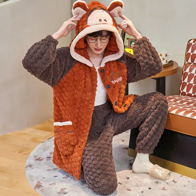 FUNISHI Plus Size 4XL Winter Pajamas Flannel Loose Version Inspissate Pullover Nightgown Men Sleepwear Coral Fleece Pajama Set