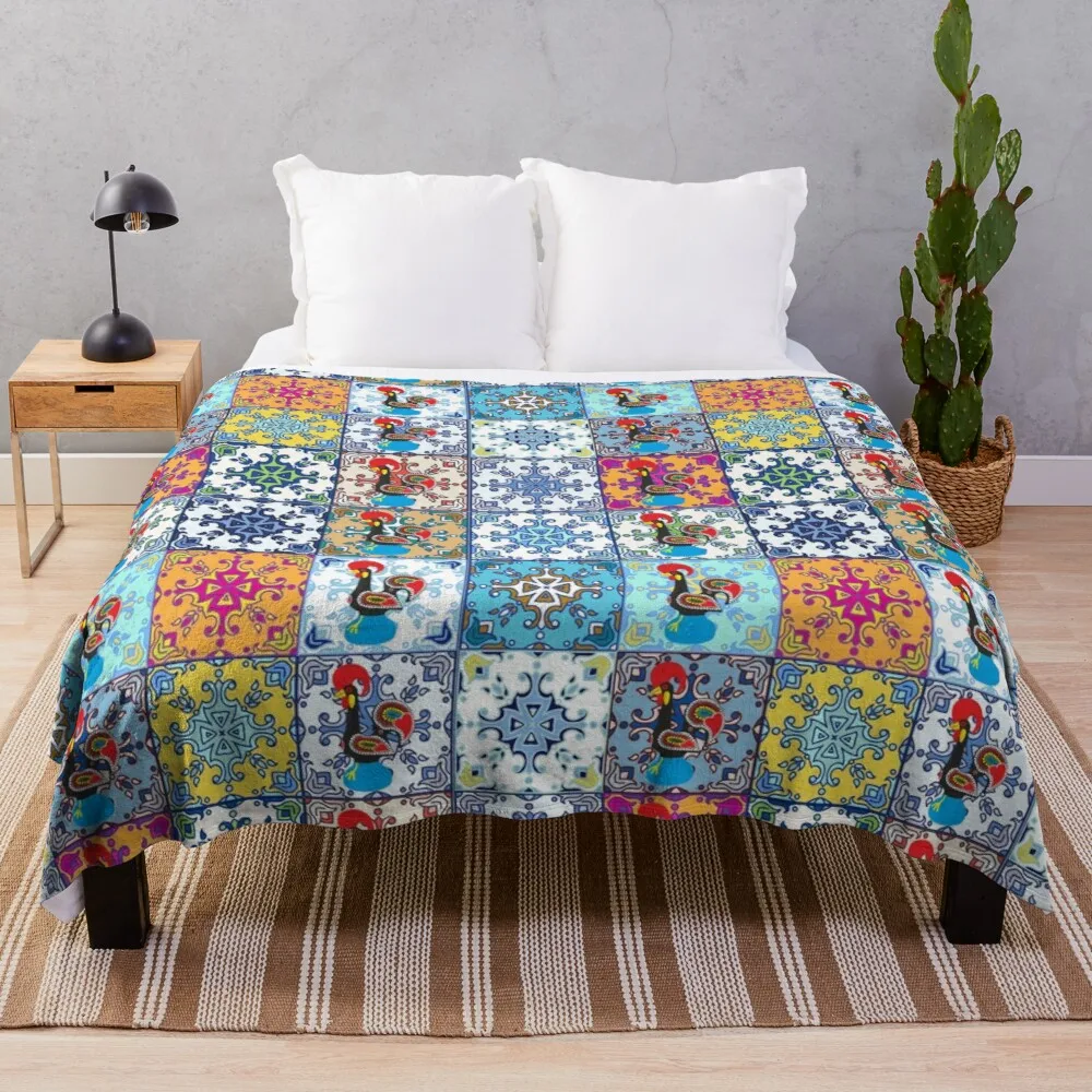 

Galos de Barcelos, Portuguese folk art Throw Blanket Large Blanket