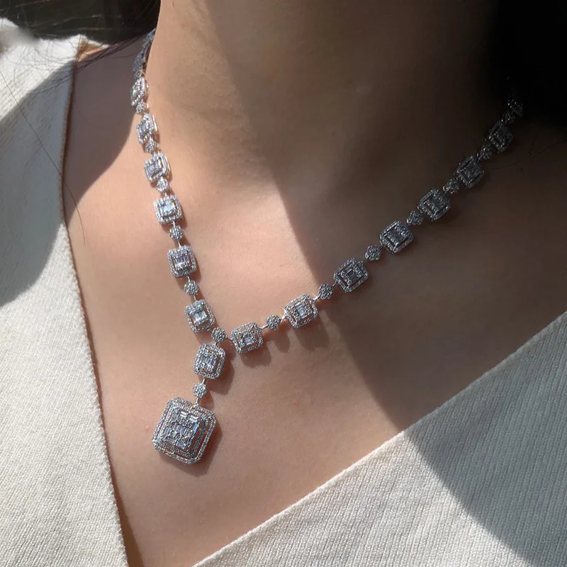 Рисунок 5 - Ожерелье из белого золота 18 К