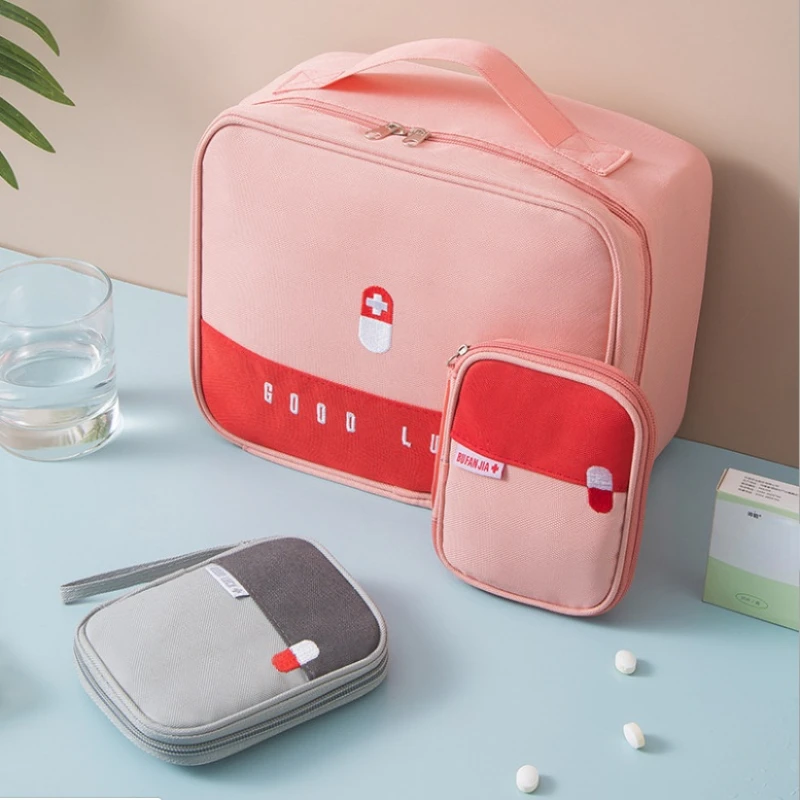 

Waterproof Oxford Fabric First Aid Kit Packet Medicine Bandage Organizer Storage Case Physician's Bag Epidemic Prevention Kit