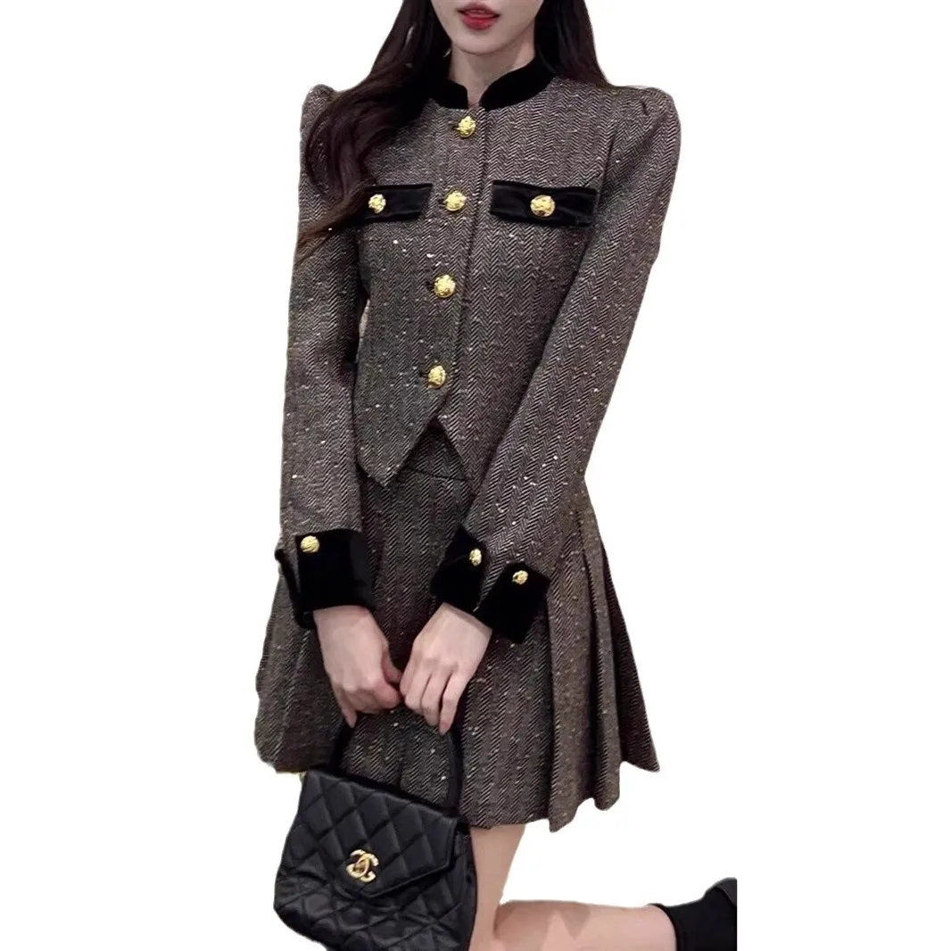 Весна и осень 2024 новый модный топ изящный комплект женское маленькое платье