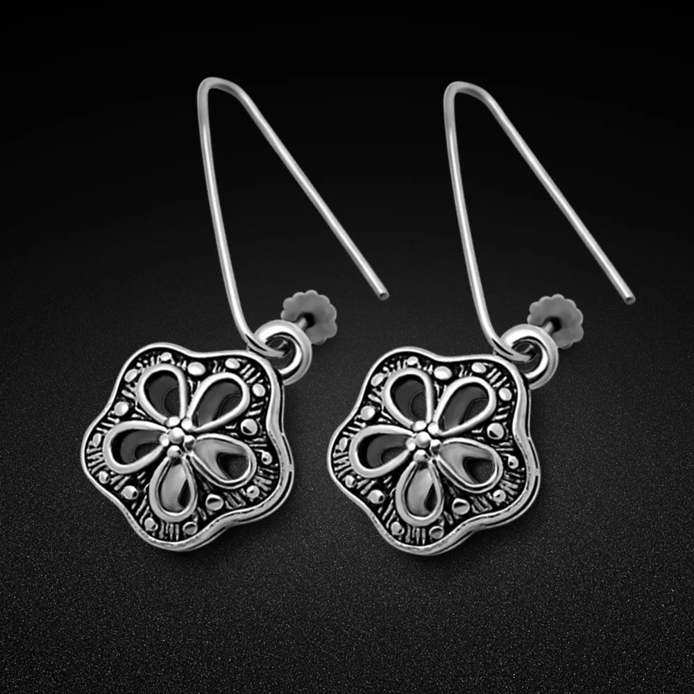 

Korean New Exquisite 925 Silver Earrings Fashion Temperament Versatile Small Earrings Elegant Ladies Jewelry 2022 New