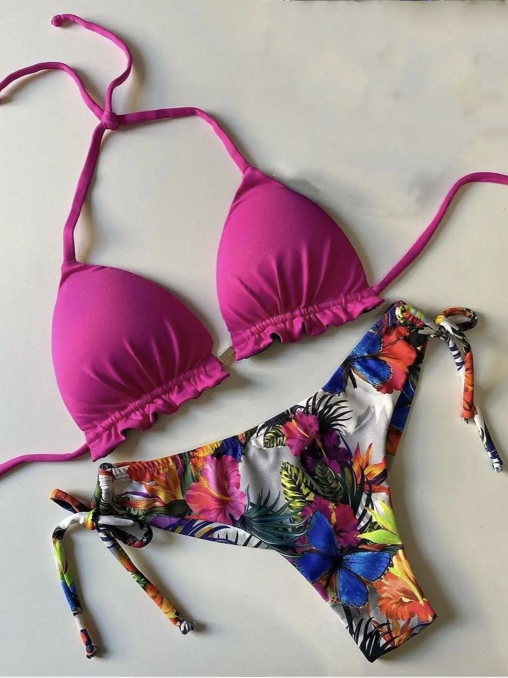 Комплект бикини женский с чашками пуш-ап Бразильский купальный костюм принтом