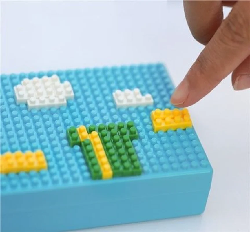 

DIY Creative Cartoon figure Stationery Box for Students Kid's Holiday Gift Pencil Box Building Block Assembly Boys and Girls