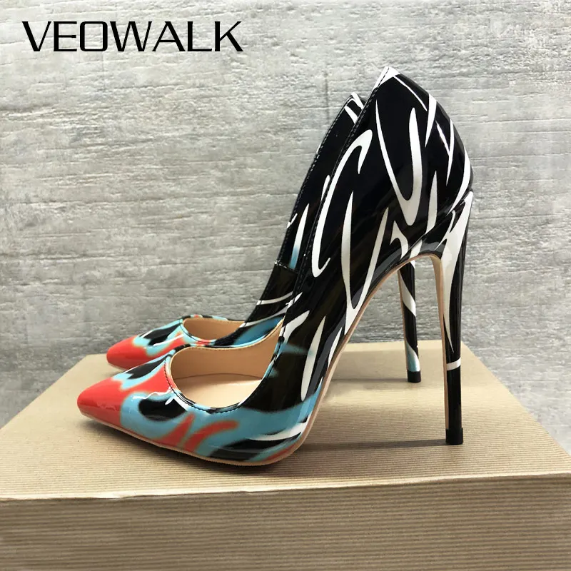 

Veowalk Graffiti Print Women Extremely High Heels 8cm 10cm 12cm Customize Fashion Pointed Toe Chic Pumps Party Stiletto Shoes