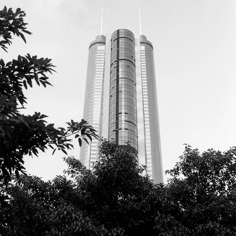 Фото Черно-белая пленка 135 мм в наличии AGFA APX 100, 1/3/5/10 рулонов, 36 кадров на рулоне, ISO 100, для пленочных камер KODAK M35 / M38 / H35 №4