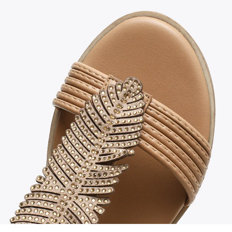 Босоножки женские классические сандалии на танкетке 3 см с открытым носком в