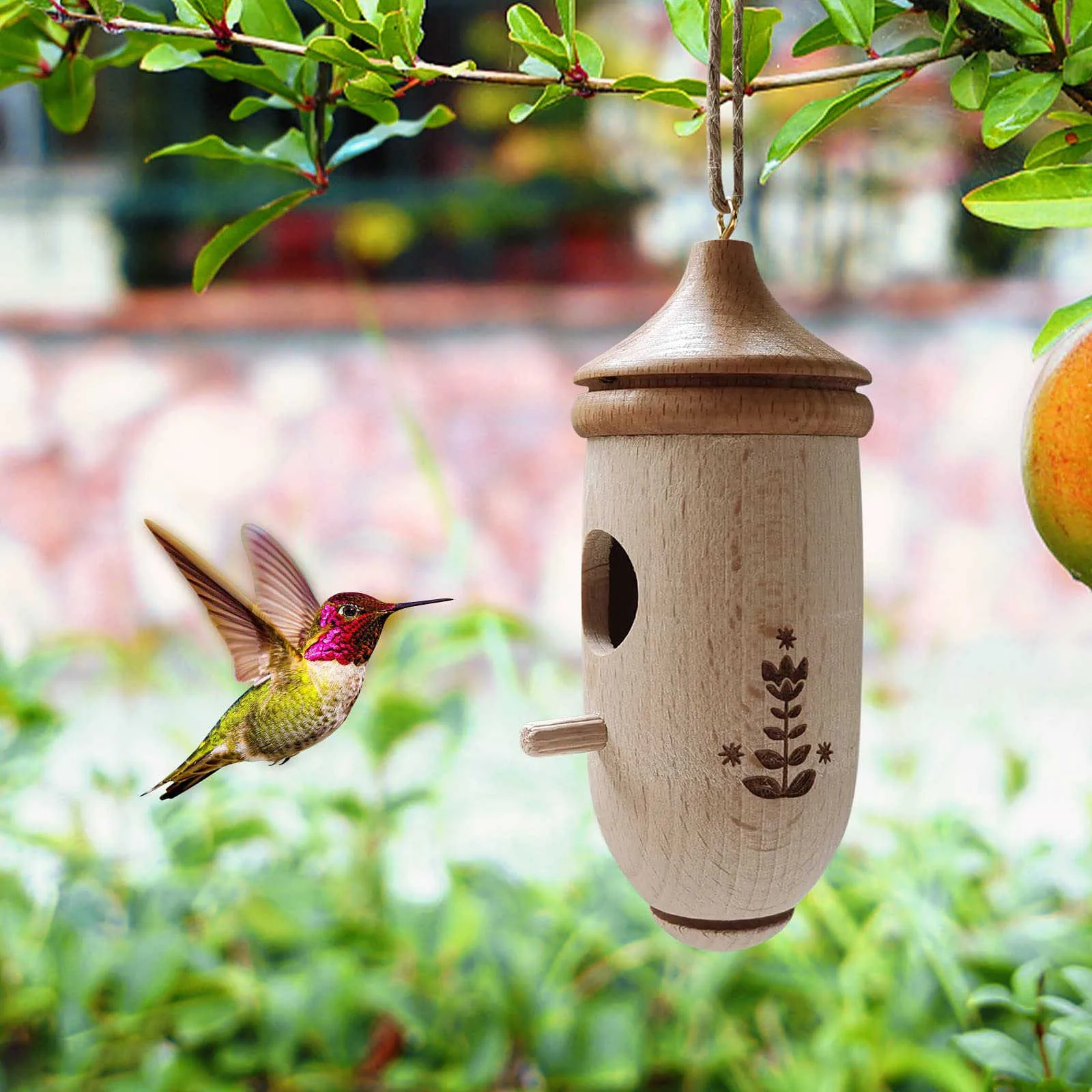 

Natural Wooden Hanging Hummingbird House Mini Bee Bird Nest For Outdoor Garden Yard Decoration Wood Bird Feeder With Pattern