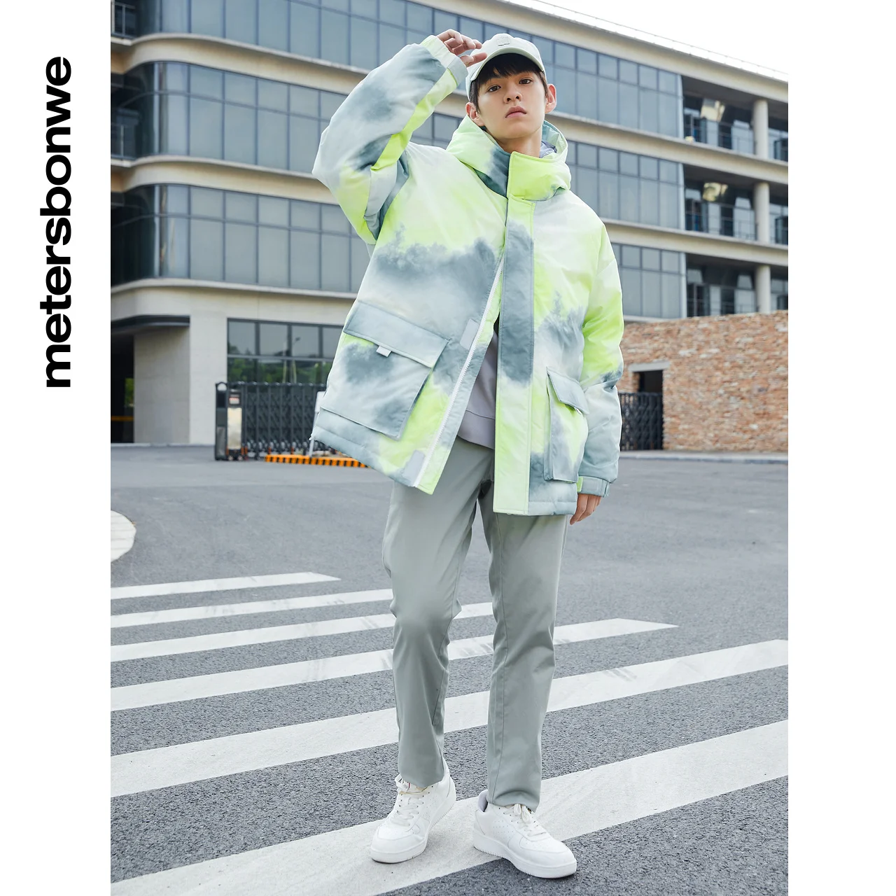 Metersbonwe New Dyed Down Jacket Men Winter Warm Coat Hooded Anti-snow Loose Outerwear Big Pockets Brand Short Down Coat Fashion