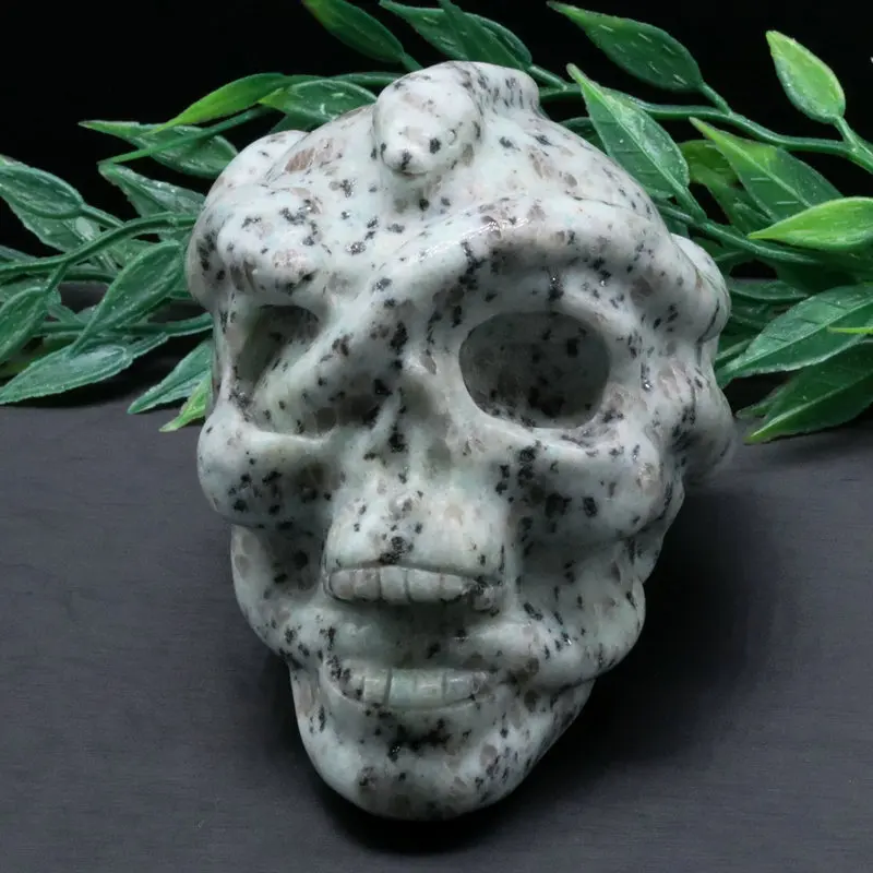 

4inch 646g Skull Statue Natural Crystal Carved Reiki Healing Quartz Stone Animal Figurine Crafts Home Decor