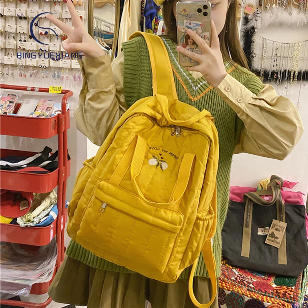 

Новинка Весна 2022, высококачественный нейлоновый женский рюкзак, однотонная дизайнерская Новая школьная сумка для студентов, модные женски...