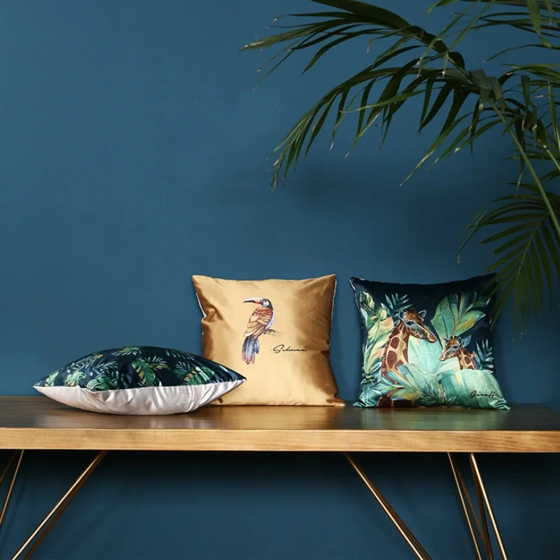 

JMT Modern rainforest bird green leaf print cushion cover