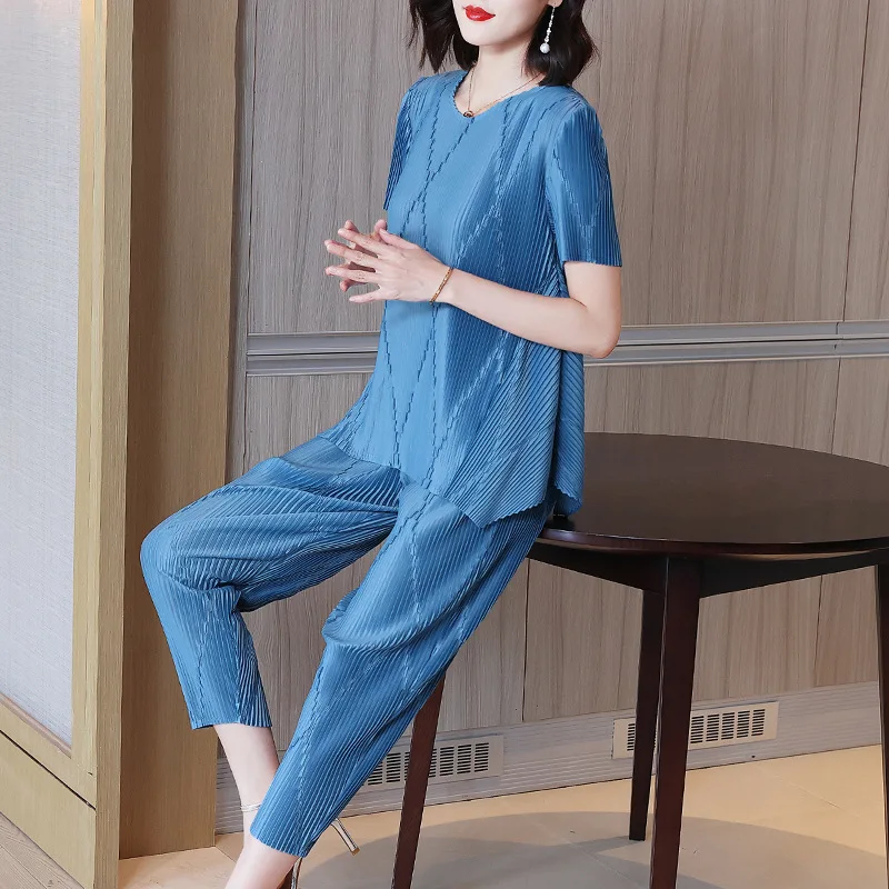 Pant Suits For Women Elastic Loose Miyake Pleated Clothing Summer New Round Neck Short Sleeve Top Trousers Two Piece Set Female