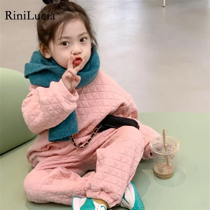 

RiniLucia Korean Kids Cotton Tracksuits Baby Girls Solid Quilted Clothing Sets Children Sweatshirt+Pants 2pcs Clothes Sets
