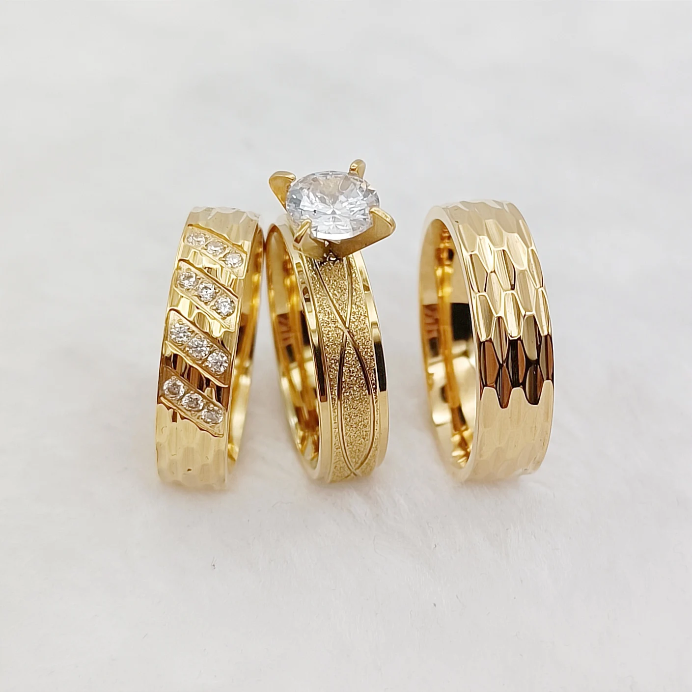 

Блестящие Обручальные кольца для пар, свадебные наборы для мужчин и женщин, для влюбленных, позолоченные титановые Ювелирные изделия 24k