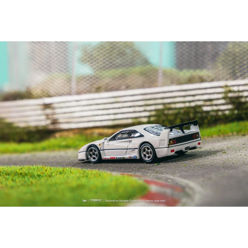 Игрушечный автомобиль Tarmac F40
