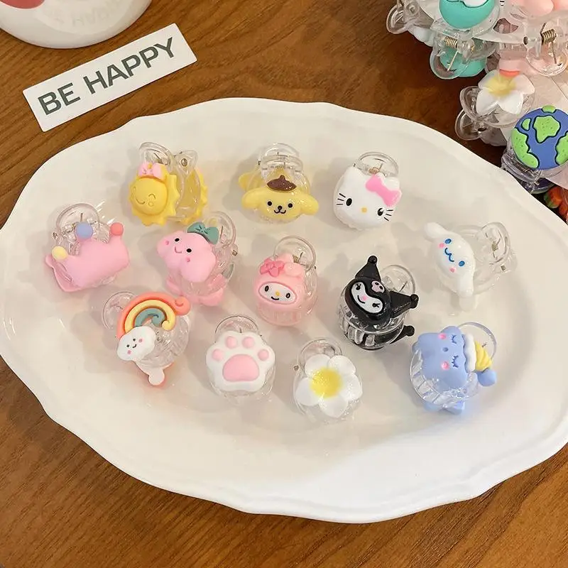 

Заколка для волос Sanrio Kuromi Женская, милая маленькая челка, боковой зажим, задняя часть головы, 5 мультяшных персонажей, аксессуары для волос, д...