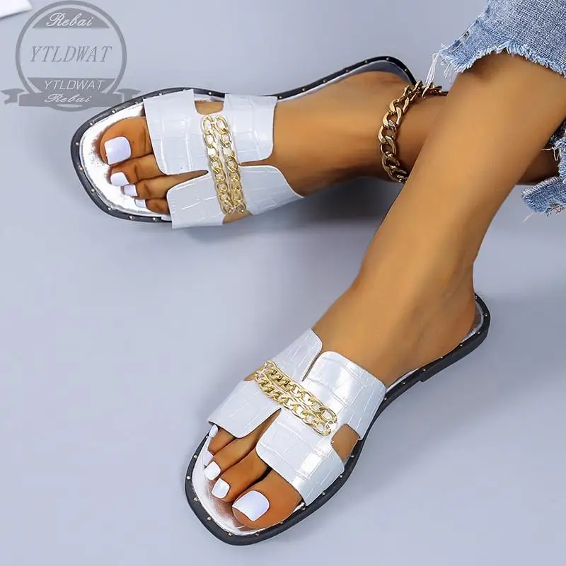 2022 NEW Women New Slippers Classic Designer Flat Flip Flops Chain Sandal Outdoor Casual Comfort Lady Flats  Shoes