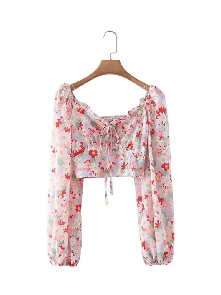 

MESTTRAF Sexy Design 2022 Fitted Floral Print Fitted Crop Blouses Vintage Sweetheart Neck Lantern Sleeve Female Shirts Chic Tops