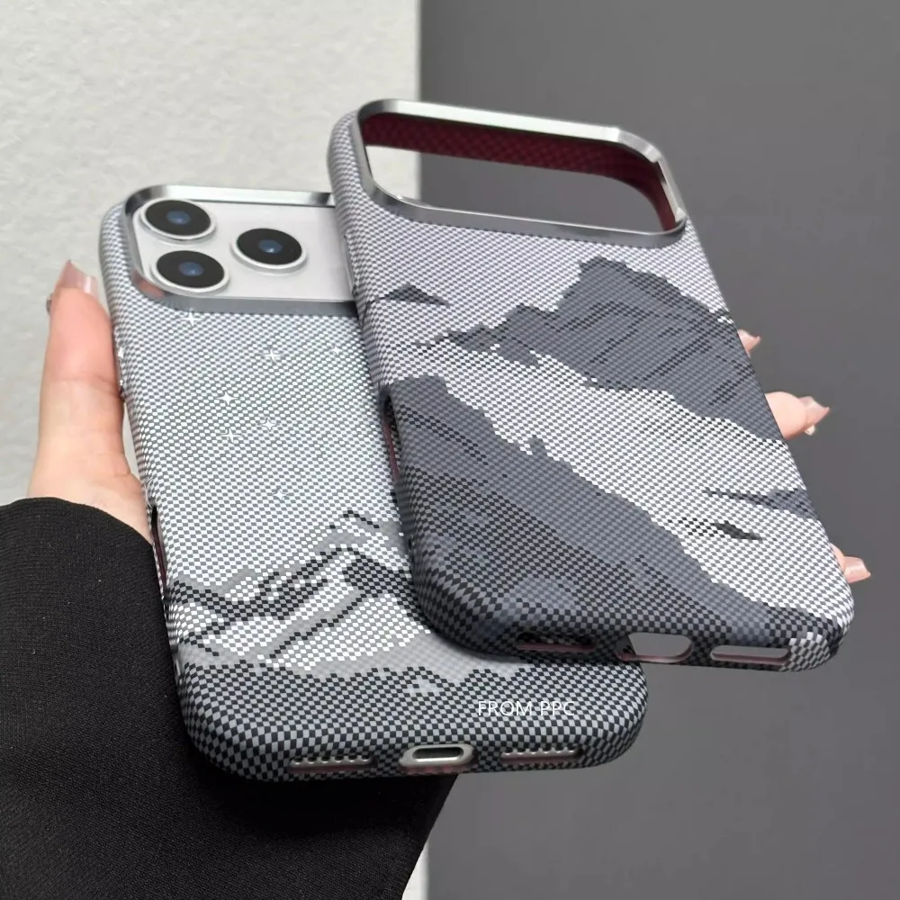Фото Магнитный чехол Snow Mountain для iPhone 17 Pro Max, твердые магниты из углеродного волокна для ПК в задней крышке, металлический защитный корпус для объектива камеры №4