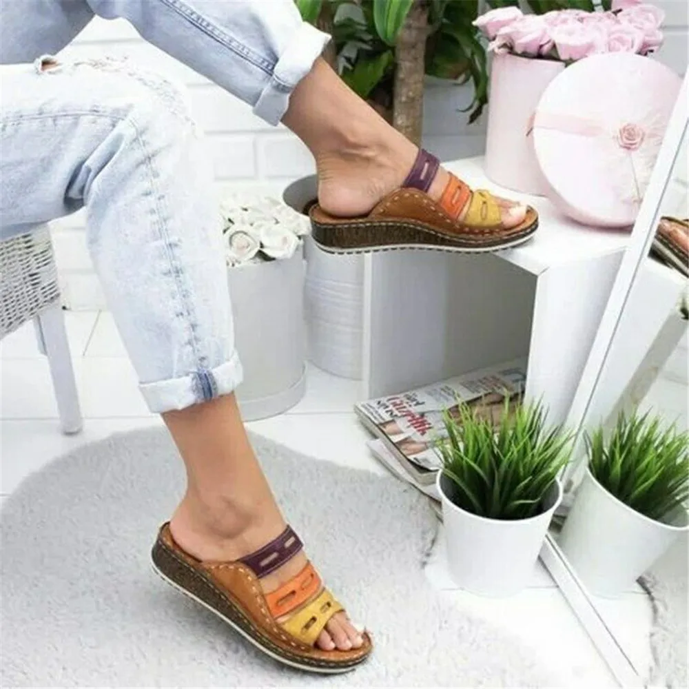 

Summer Women Flat Slippers Vintage Summer Shoes Soft Stitching Retro Casual Low Beach Open Peep Toe Sandals Ladies Fashion