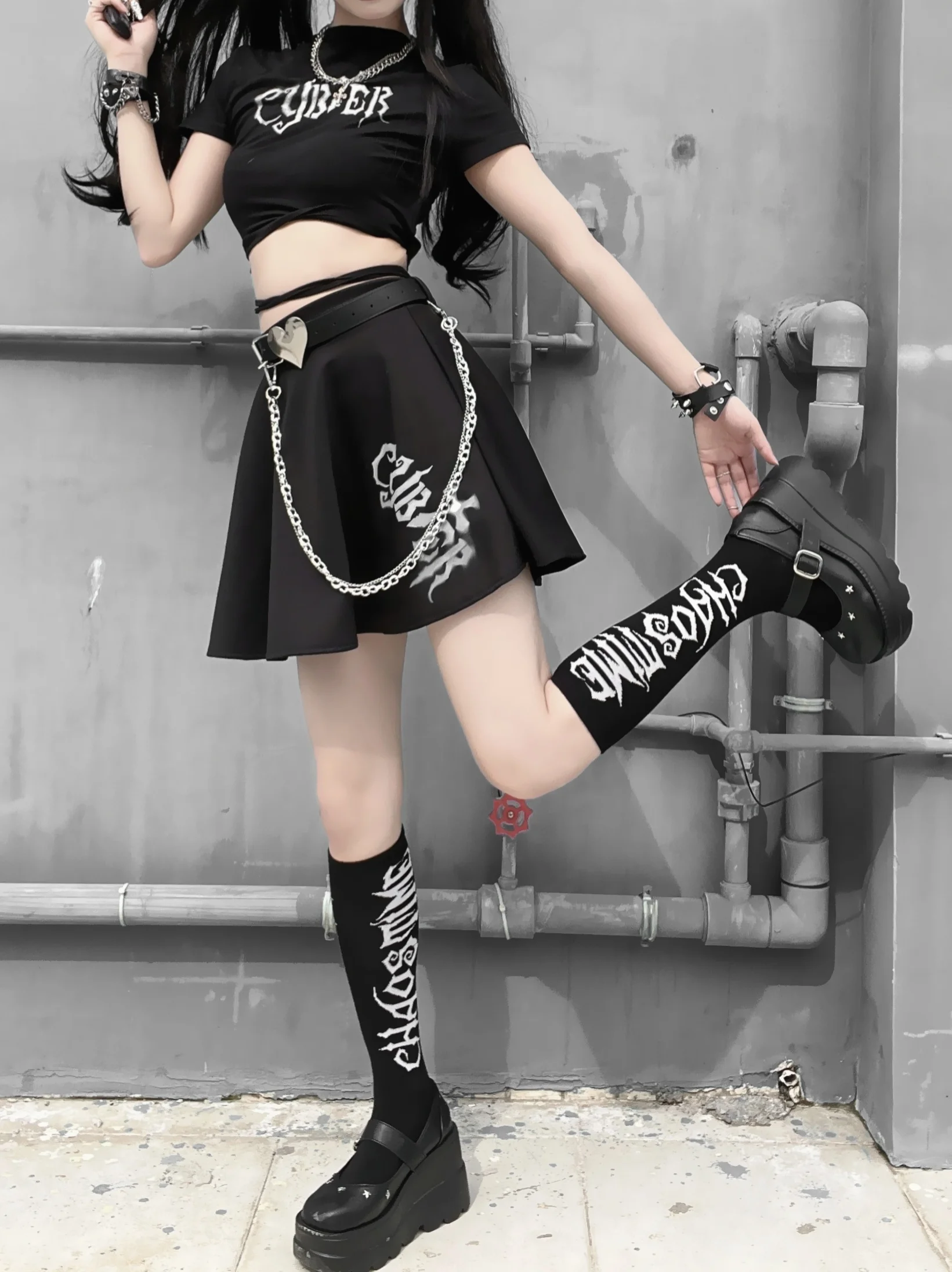 

Goth New Designed Dark Spicy Girl Umbrella Skirt Harajuku Gothic Abby Half-length Skirt Black Summer High Waist Short Skirt Girl