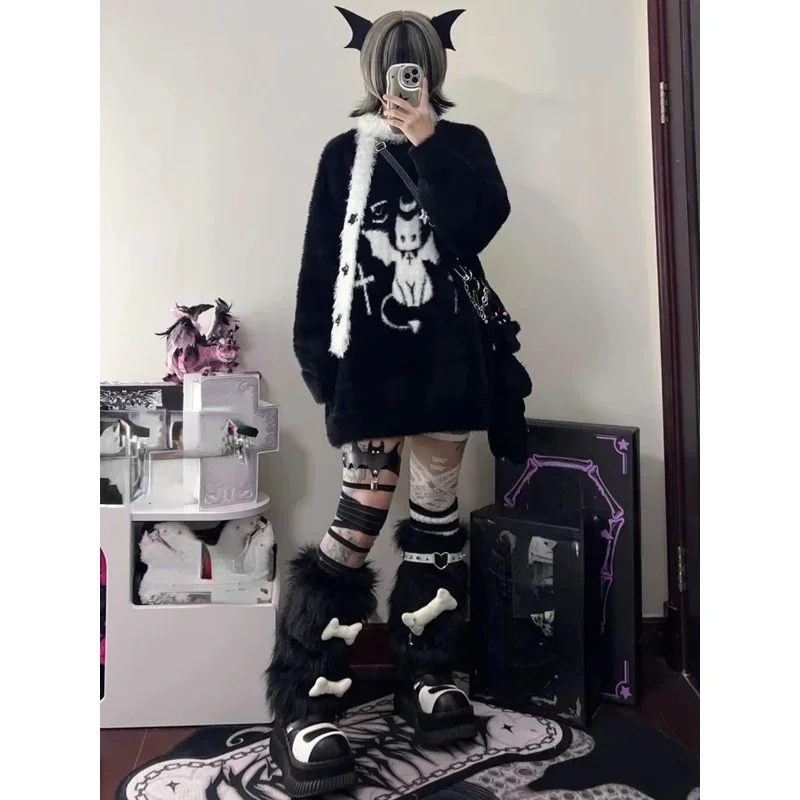 Фото Harajuku готические повседневные вязаные джемперы большого размера в стиле гранж свитер с героями мультфильмов модный трикотаж Y2k эстетический свободный пуловер Balack №2