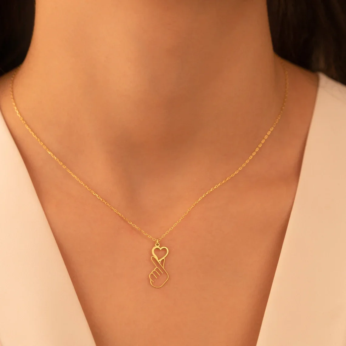 

Stainless Steel Korean Love Necklace For Women K-Pop Human Heart Real Heart Necklace Gift for K-Pop Fans Gift for Her