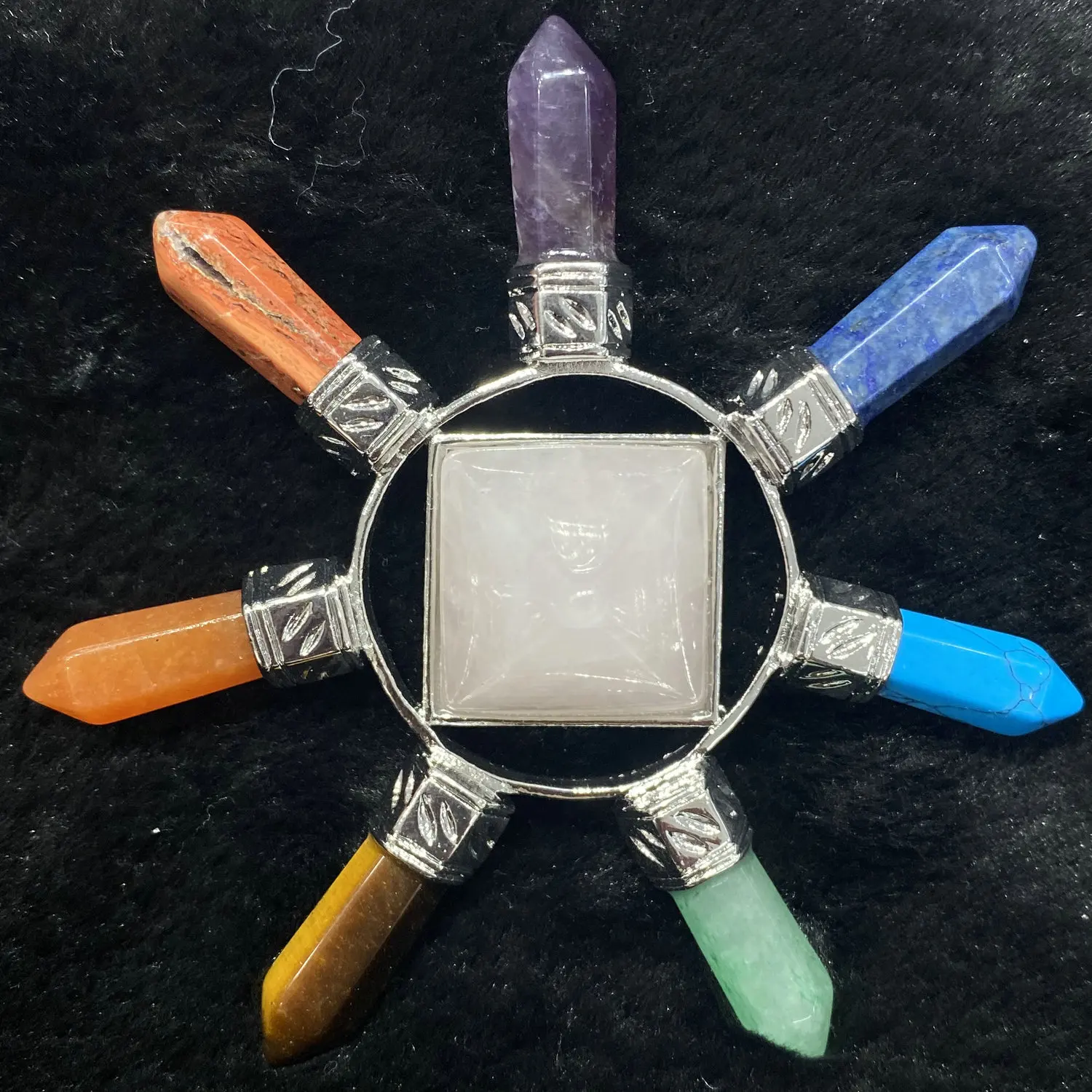 

Natural Colorful Crystal Pyramid Ornaments Energy Stone Handicrafts Home Office Desk Small Gifts