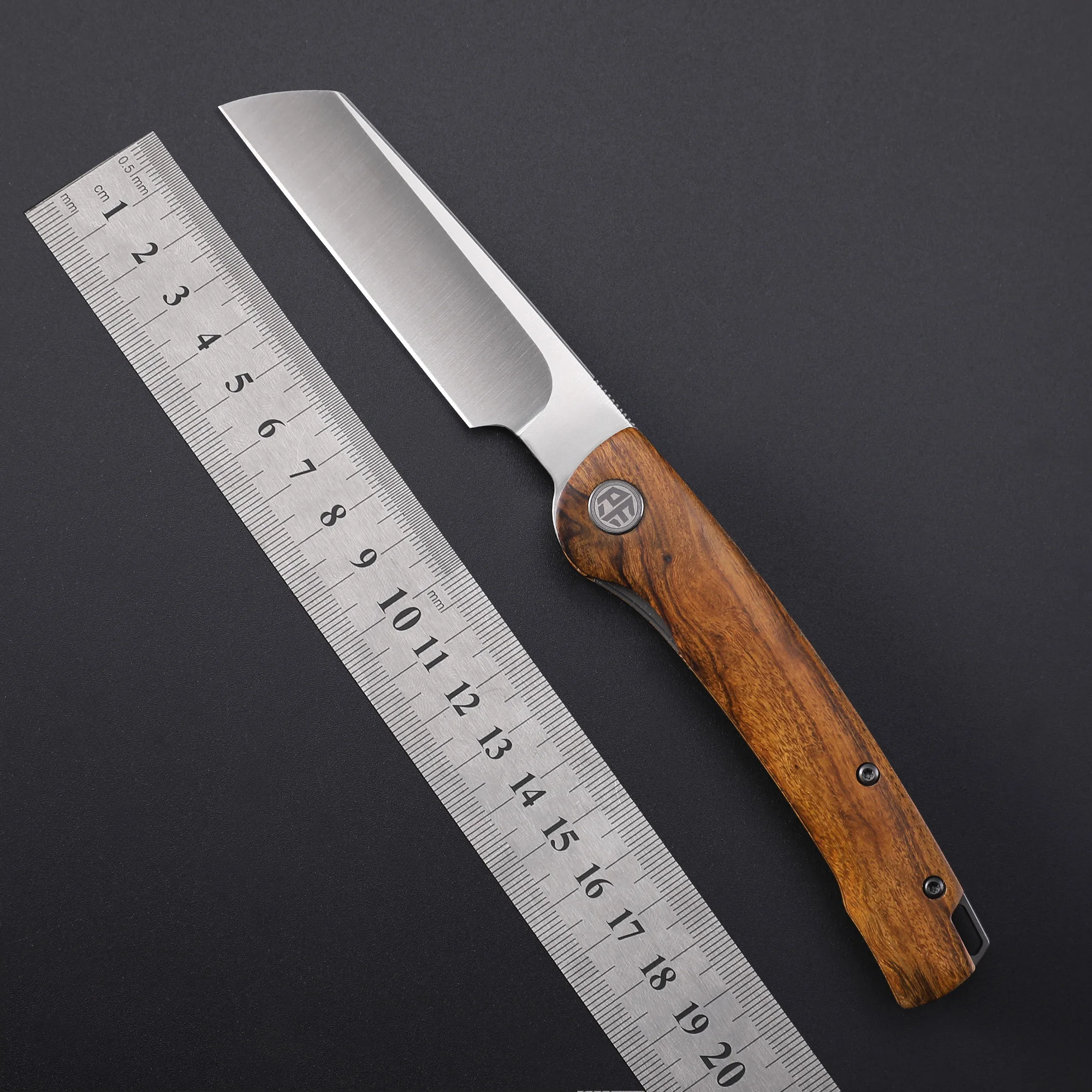 

PFE04 Petrified Fish new Desert ironwood Handle 154CM Steel Folding knife Home shaving, daily use, portable pocket tools