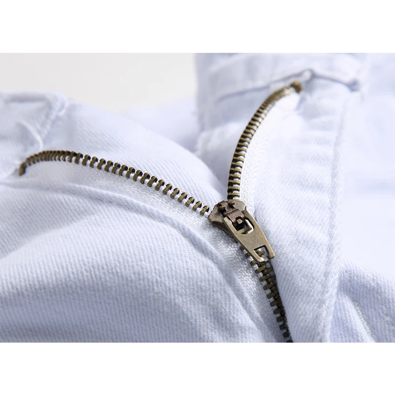 Korean Street Wear Fashion Men' Wear Hole Slim Straight Leg Jeans Everyday Casual Black And White High Quality Pants Youth Jeans