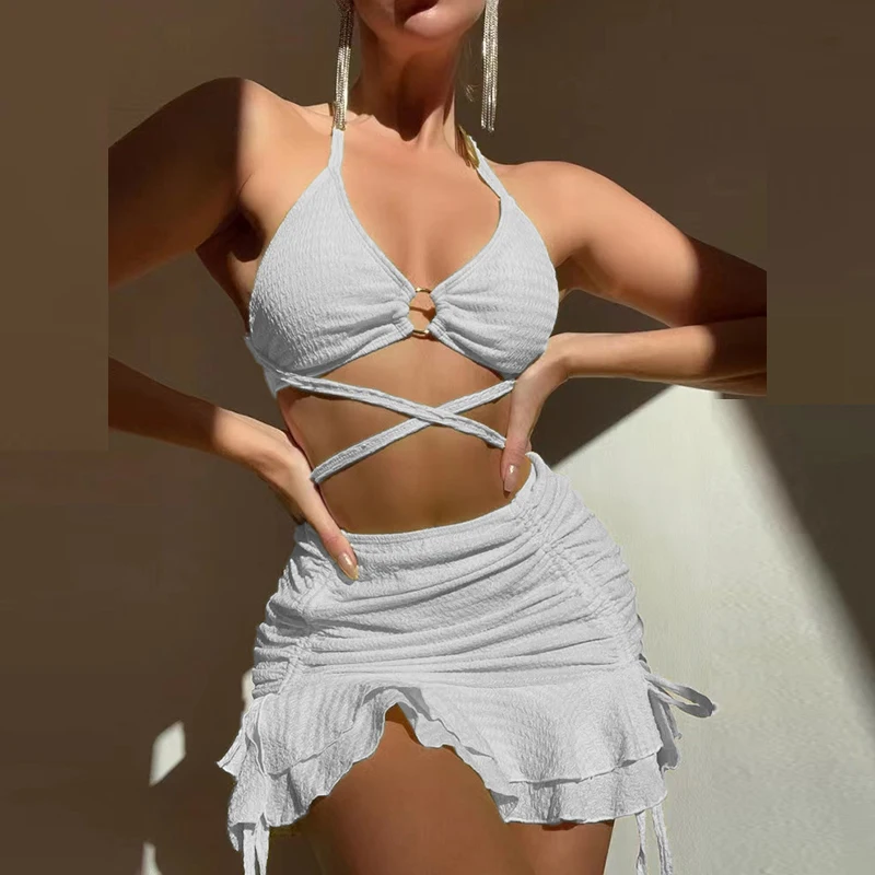 Рисунок 2 - комплект бикини с V-образным вырезом