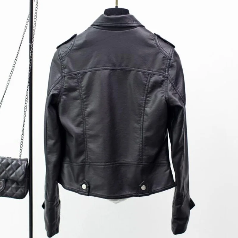 2023 Spring and autumn clothes new slim-fit lapel leather coat short small coat women's leather jacket