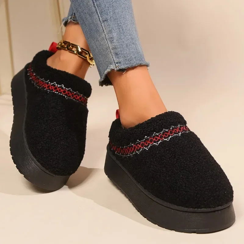 Женские плюшевые ботинки на толстой подошве