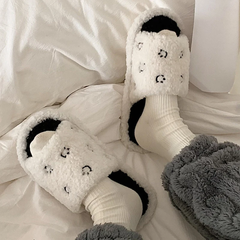 

Женские тапочки с улыбающимися лицами для пар, домашние Хлопковые женские тапочки со смайликом, зимняя теплая обувь на плоской подошве, нов...