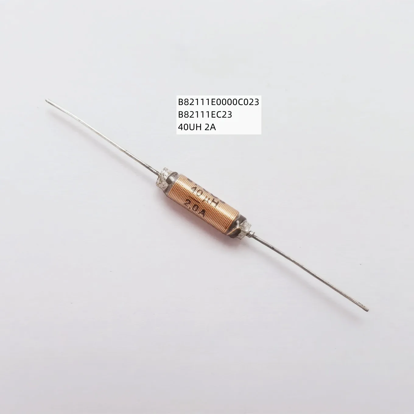 

Оригинальная B82111E0000C023 B82111EC23 осевой индуктор 40UH 2A