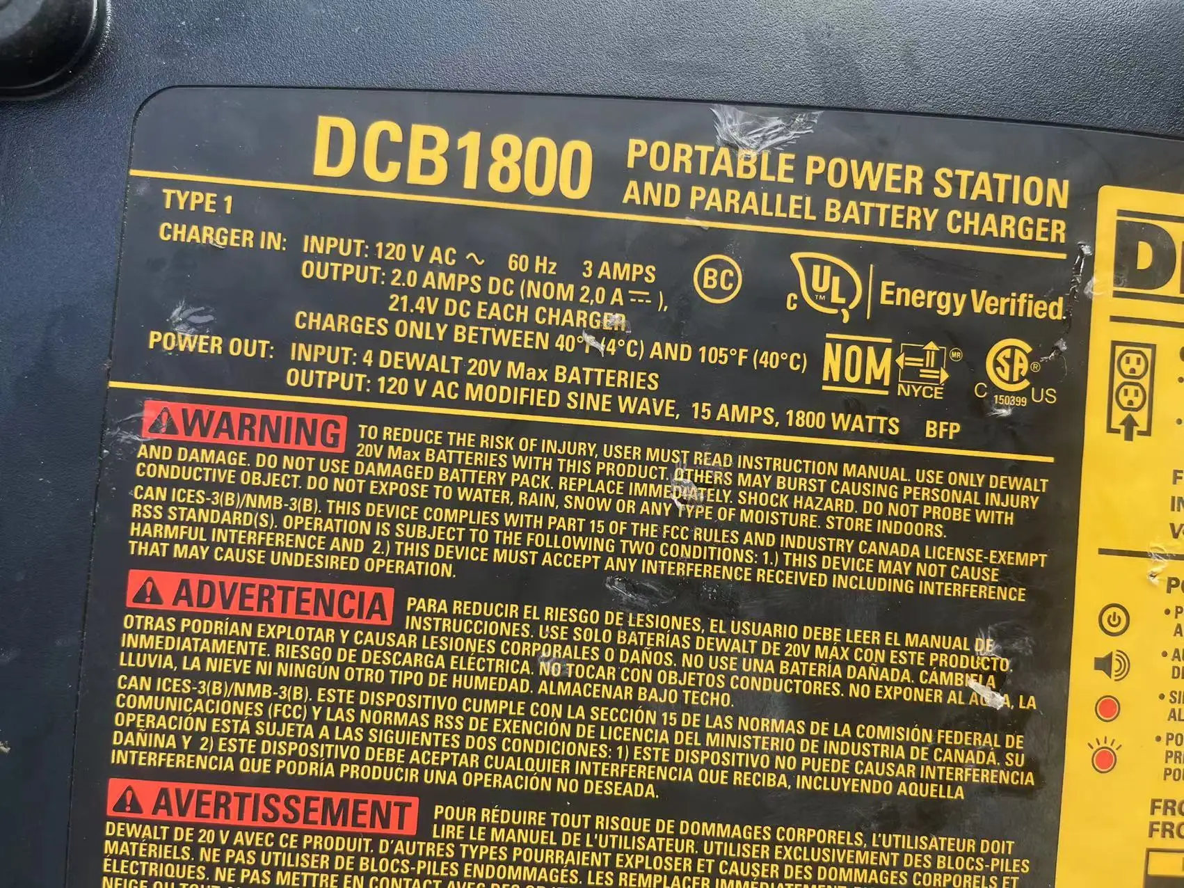Dewalt dcb1800 deals