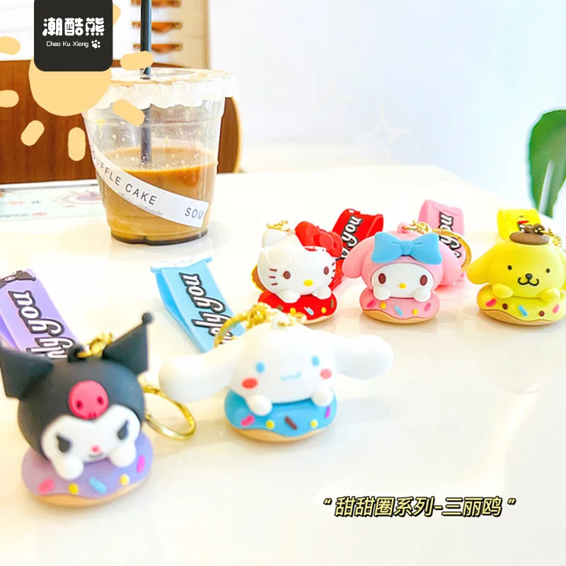 

Брелок Hellokitty Kawaii Sanrio анимация Mymelody Kuromi Мультяшные аксессуары для ключей милый помпон пуриновый Рюкзак Кулон девочка подарок