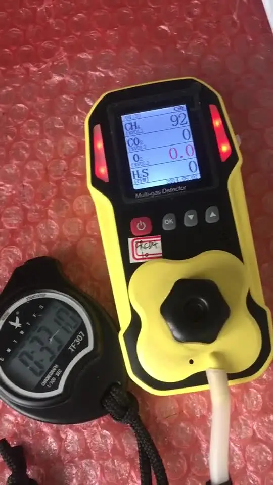 Портативный газоанализатор IP66/67 CH4 CO O2 H2S Multi 4 |